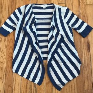 Cute Ann Taylor Loft short sleeve cardigan.